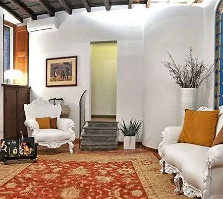 Easybnb - Luxury Navona بيت ضيافة روما