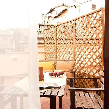 Easybnb - Luxury Navona 4*