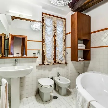 Easybnb - Luxury Navona 4*