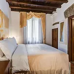 Easybnb - Luxury Navona 4*
