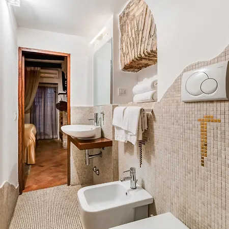 Easybnb - Luxury Navona 4*