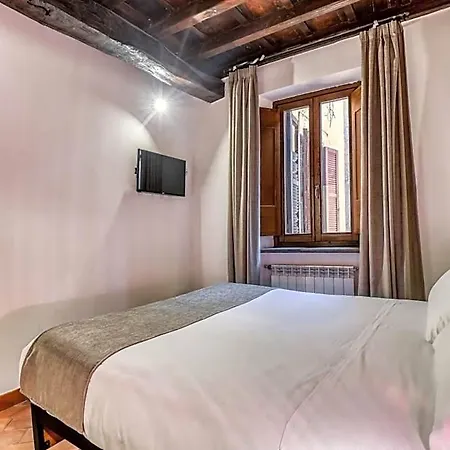 Easybnb - Luxury Navona 4*