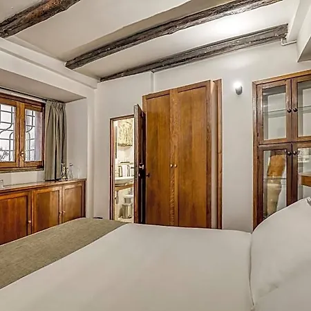 Affittacamere Easybnb - Luxury Navona Roma
