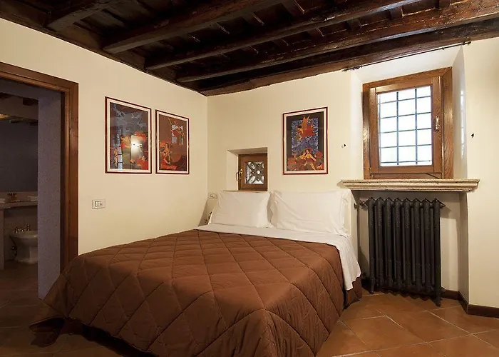 Easybnb - Luxury Navona 4* Rom